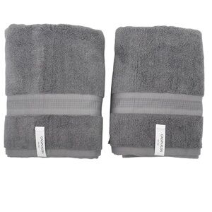 Calvin Klein Home lot of 2 gray Luxery Bath Towels NWT